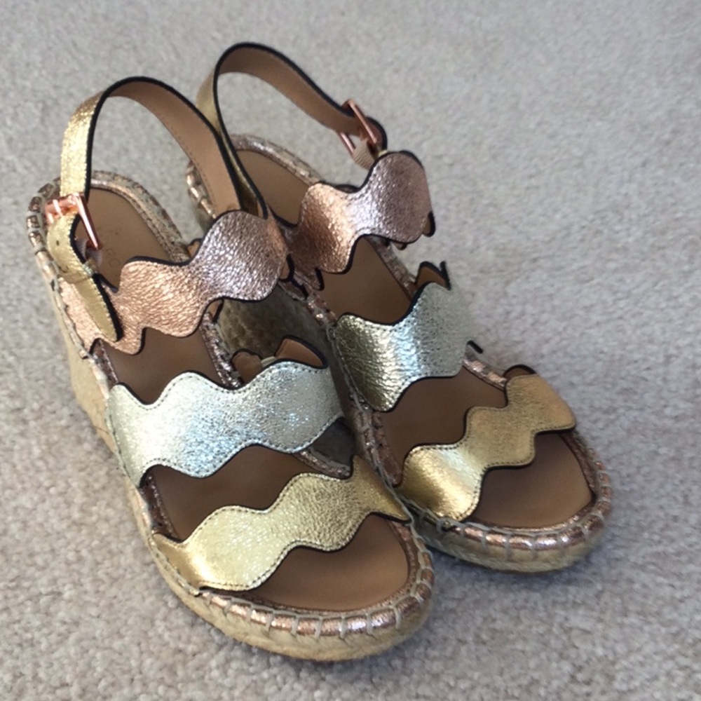 Metallic Multi-Color Wavy Strap Wedge Sandals - Women